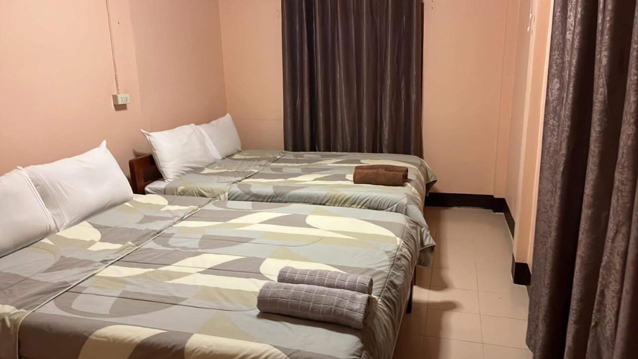 โพธิ์ทองริมทุ่ง Pothong Rimtung Hotel ファン エクステリア 写真