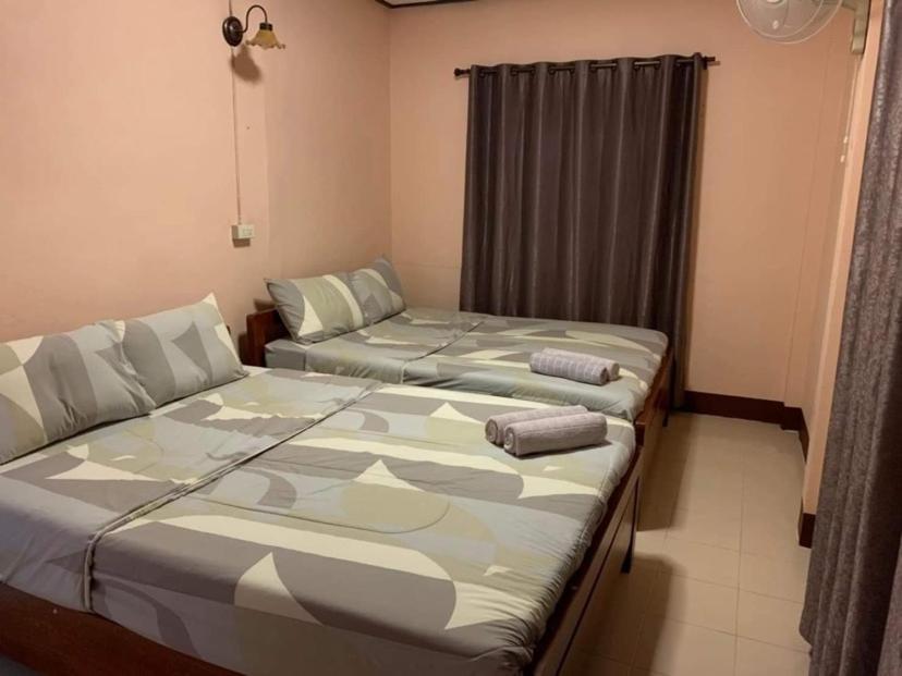 โพธิ์ทองริมทุ่ง Pothong Rimtung Hotel ファン エクステリア 写真